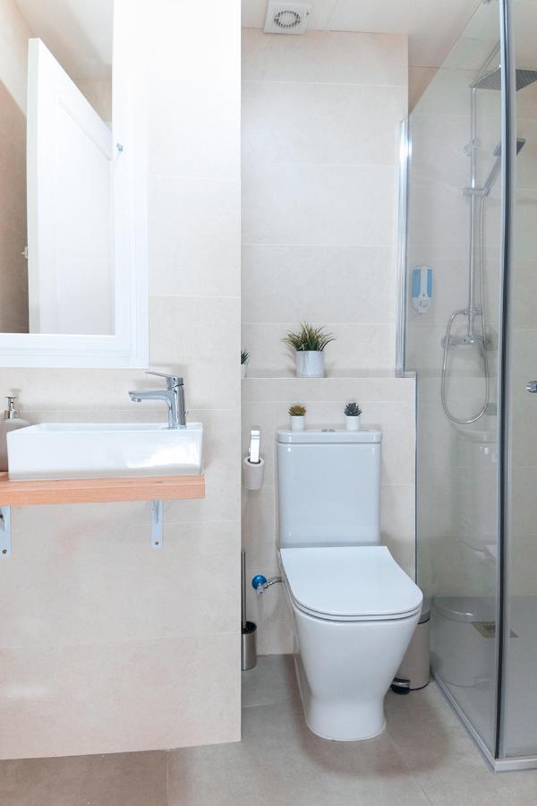 Downtown Apartment With Private Terrace & Jacuzzi Sevilla Kültér fotó